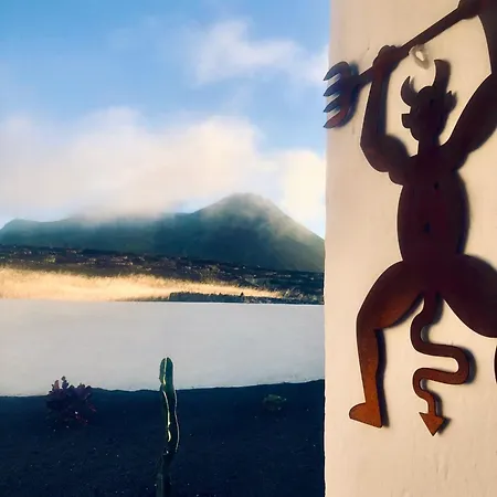 Casita Volcan Lanzarote Holiday home *